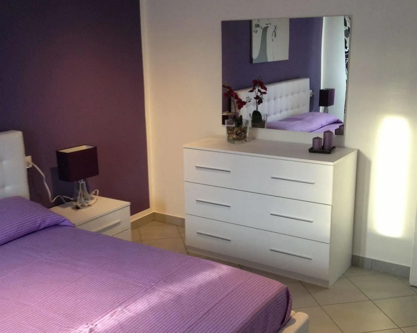 Perla Del Lago Rent Apartments シルミオーネ