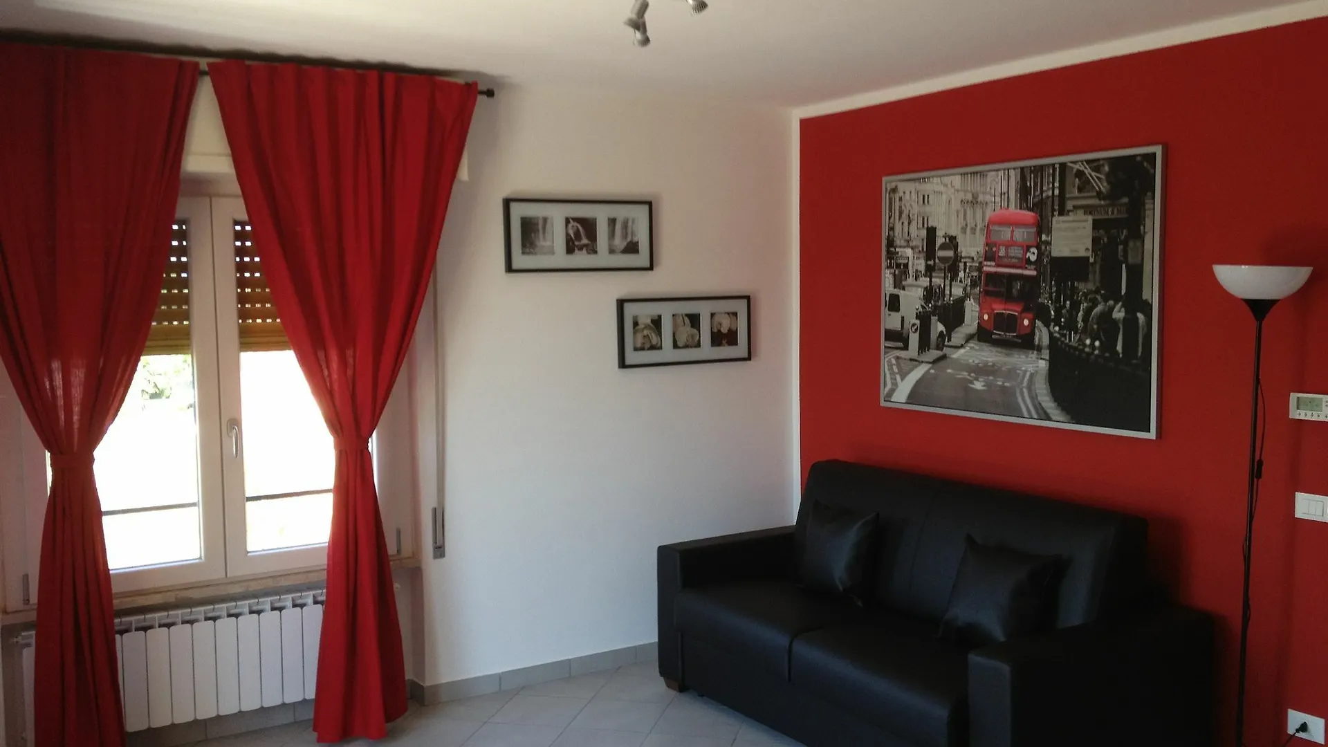 Perla Del Lago Rent Apartments シルミオーネ